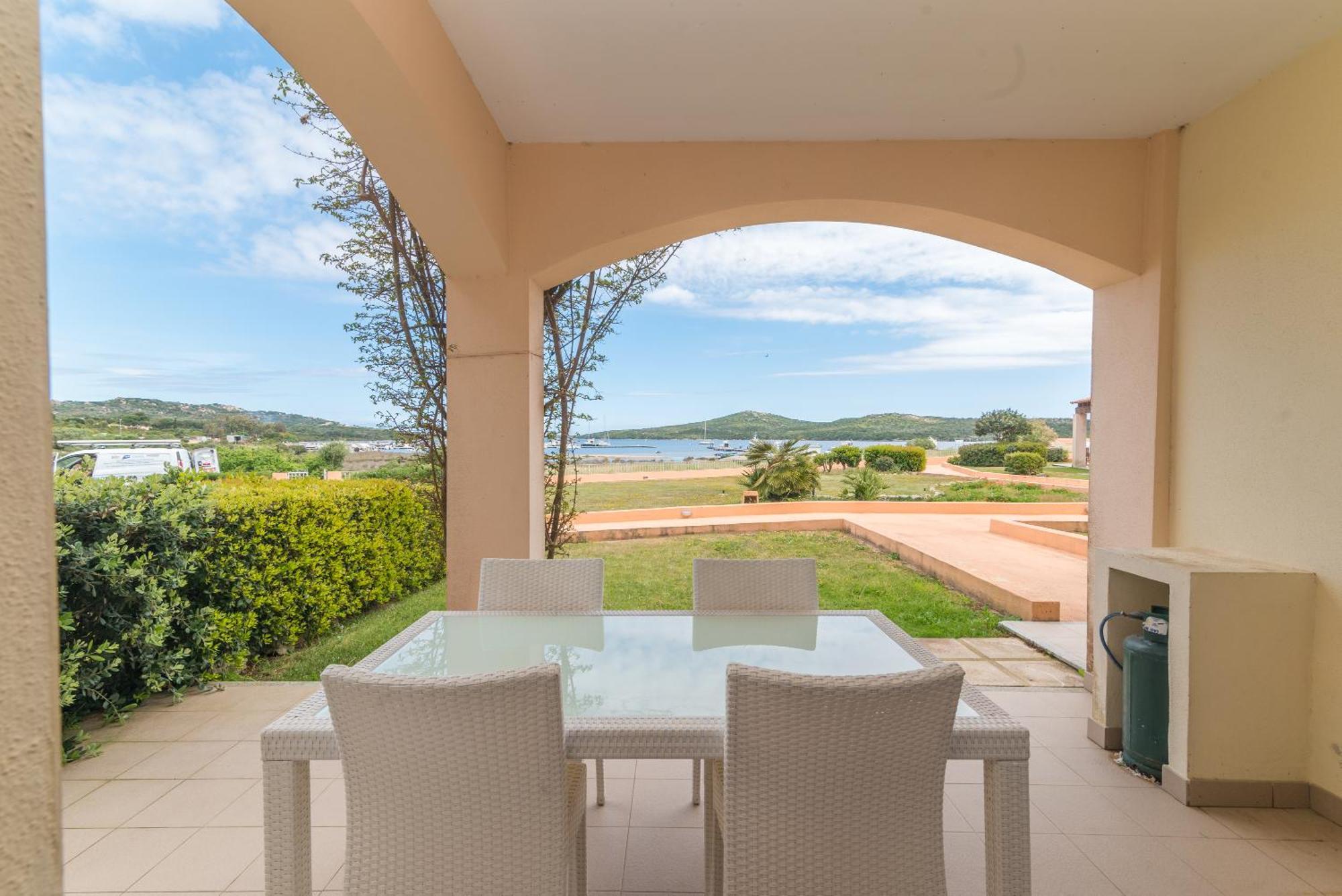 Appartement I Mirti Di Porto Pozzo à Santa Teresa Gallura Extérieur photo