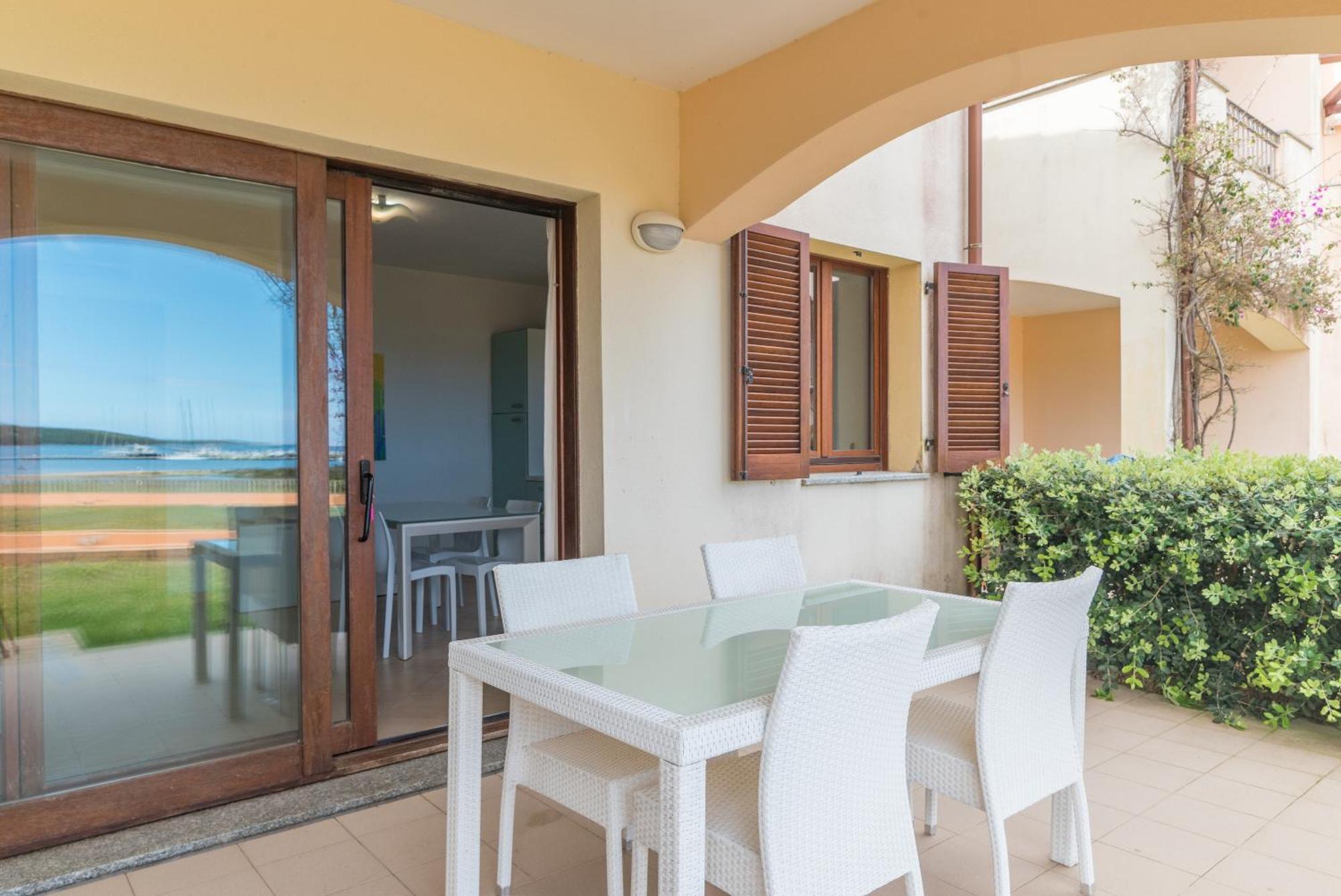 Appartement I Mirti Di Porto Pozzo à Santa Teresa Gallura Extérieur photo
